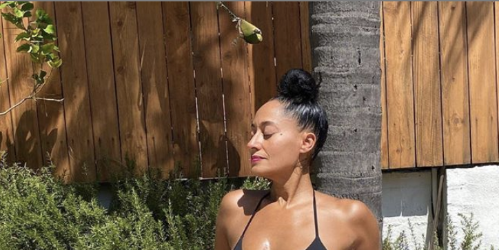 Tracee Ellis Ross 47 Shows Off Toned Abs In 2 Bikini Instagrams