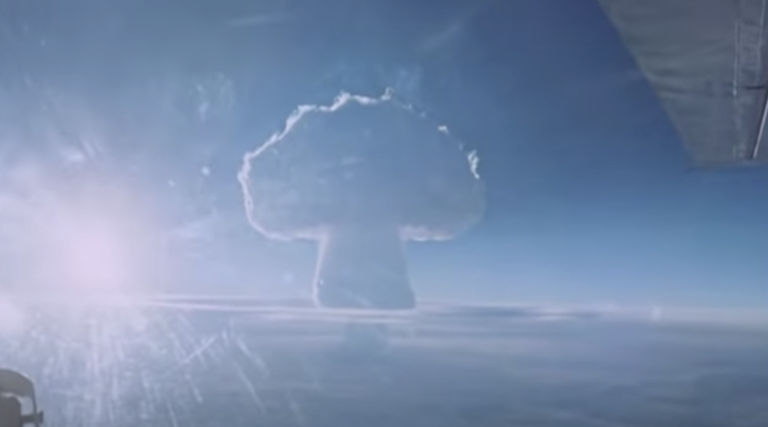 ロシア 史上最大の核弾頭 ツァーリ ボンバ の実験映像を公開