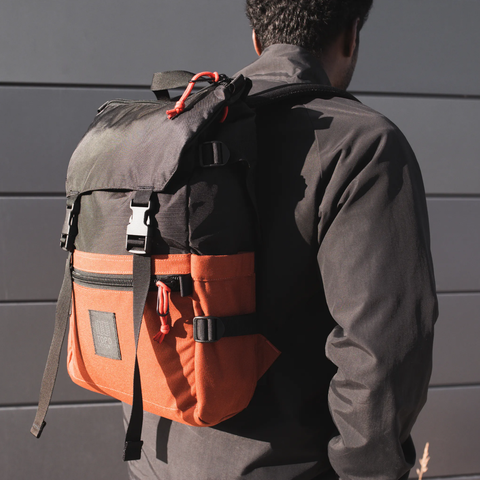 topo designs rover pack