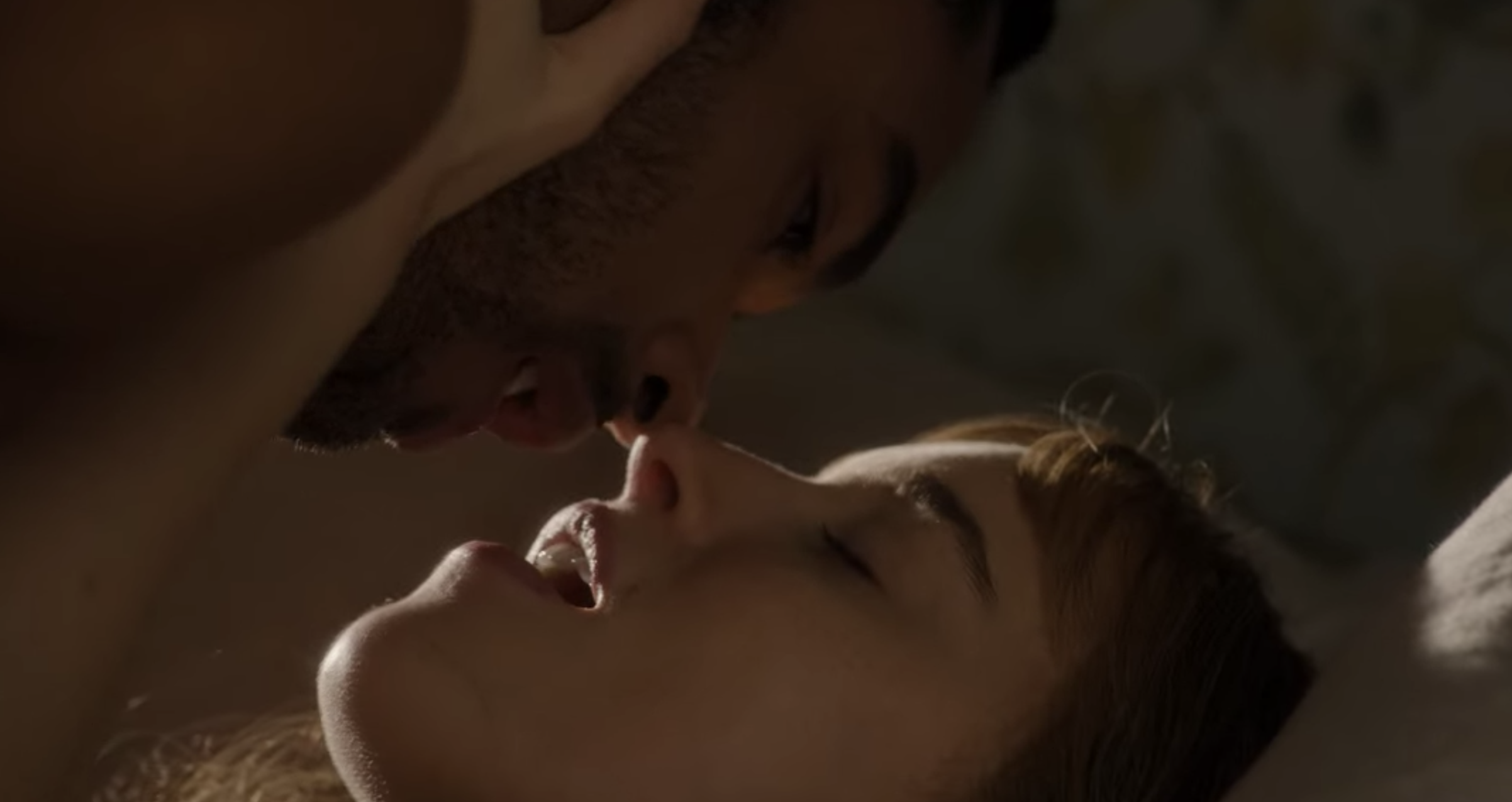 14 Steamy Sex Scenes From Netflix's Series 'bridgerton'