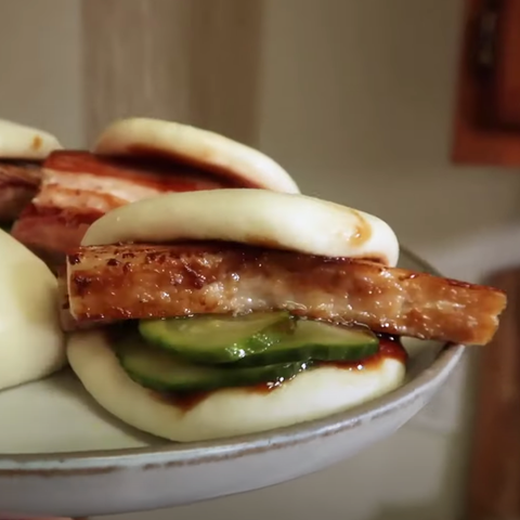 momofuku pork belly buns