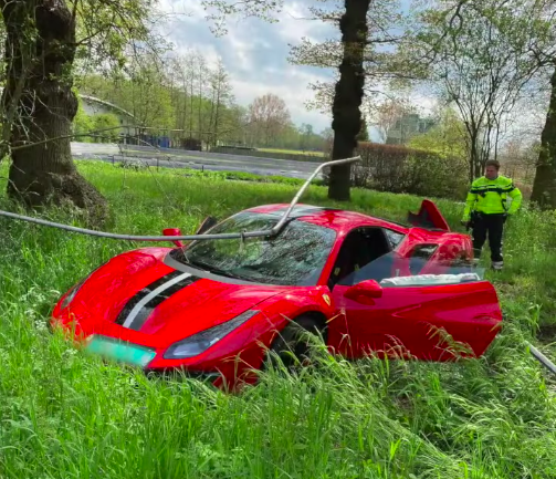 New Ferrari 488 Pista Crashes In The Netherlands: Video