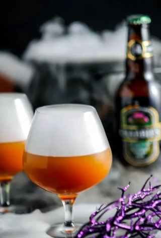 butter beer halloween cocktail
