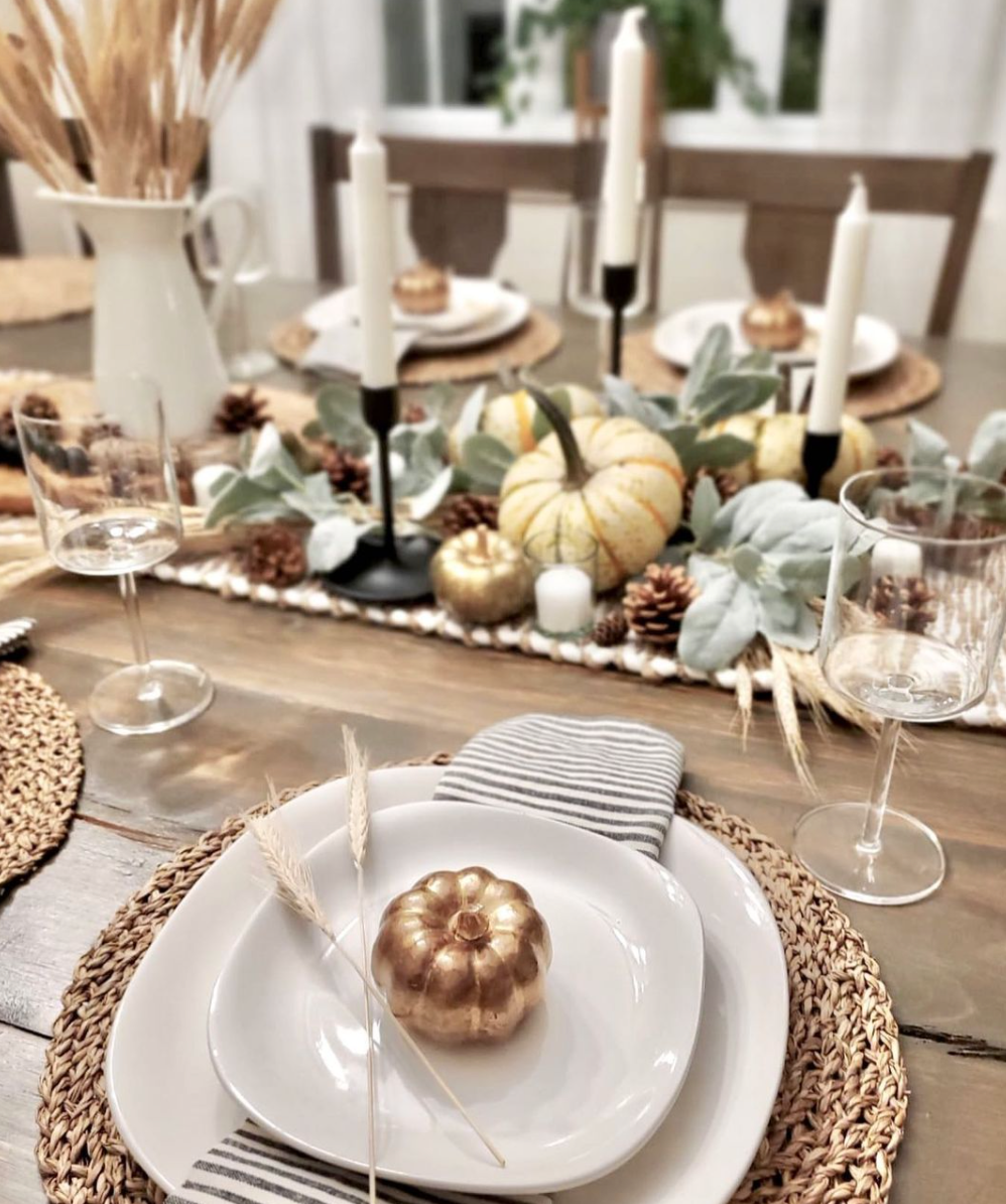 23 Thanksgiving Table Decor Ideas 2022