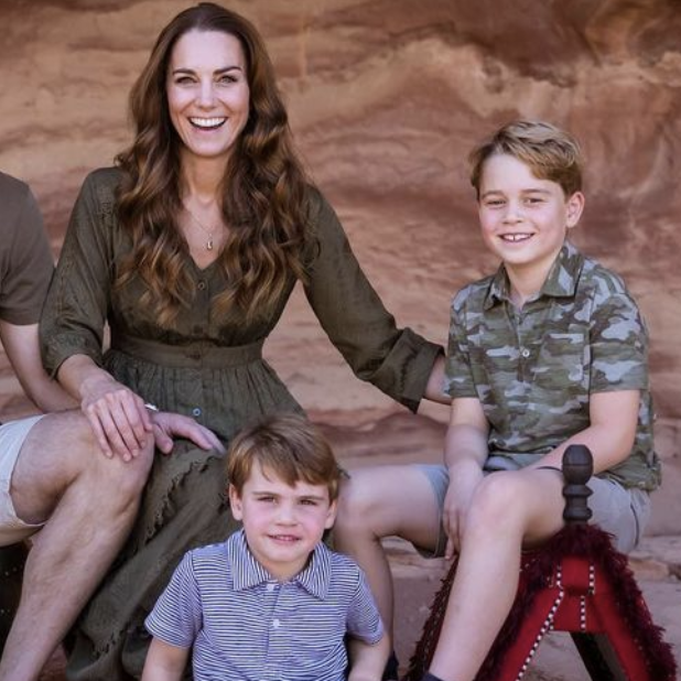 Prince William and Kate Middleton Just Dropped Their Christmas Card and The Kids Look SO Grown Up!