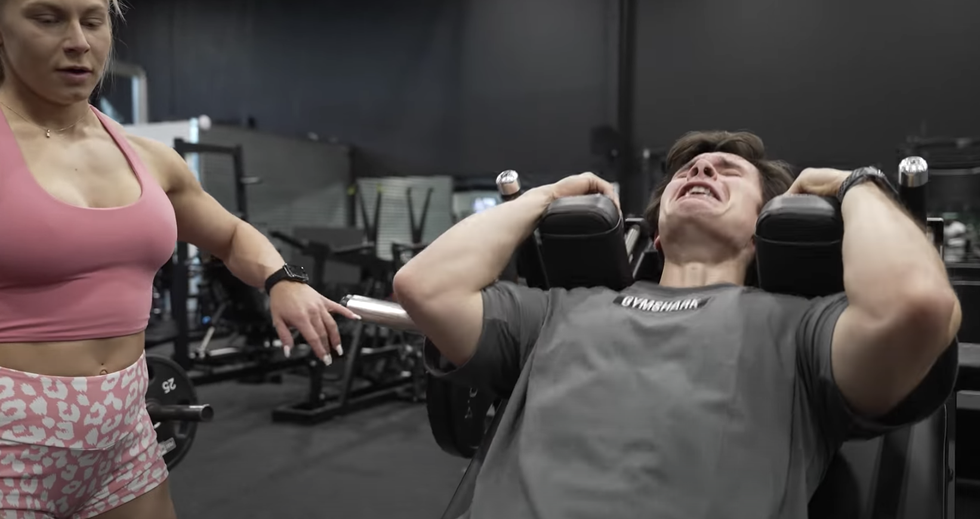 Watch This Guy Get Crushed By a Pro Female Bodybuilder's Workout thumbnail