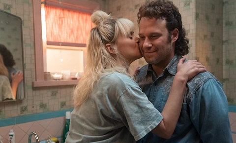 seth rogen and taylor schilling in hulu's pam and tommy