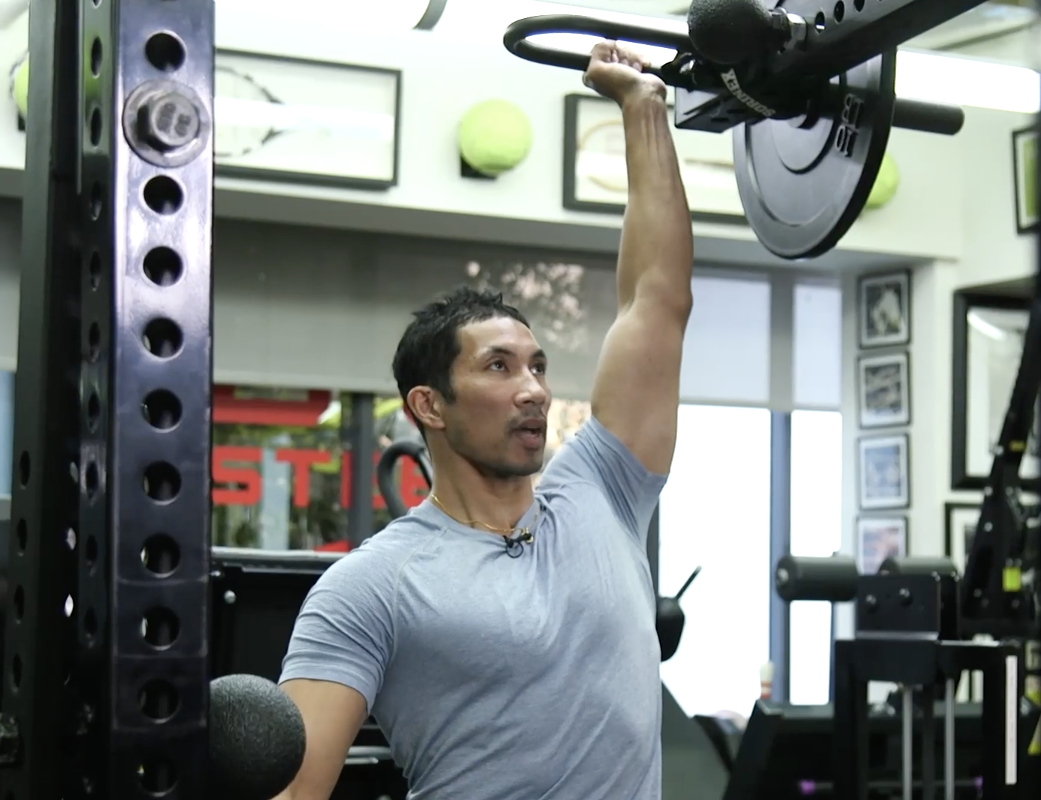How Elite Trainer Gunnar Peterson Builds Superhero-Sized Shoulders