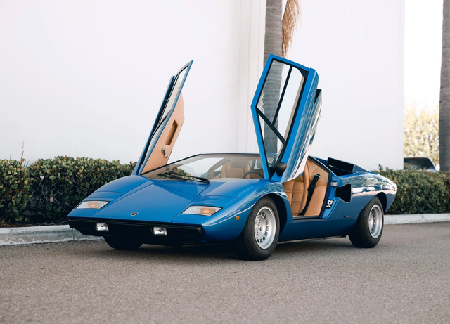 1975 Lamborghini Countach LP400 – Bring a Trailer Auction