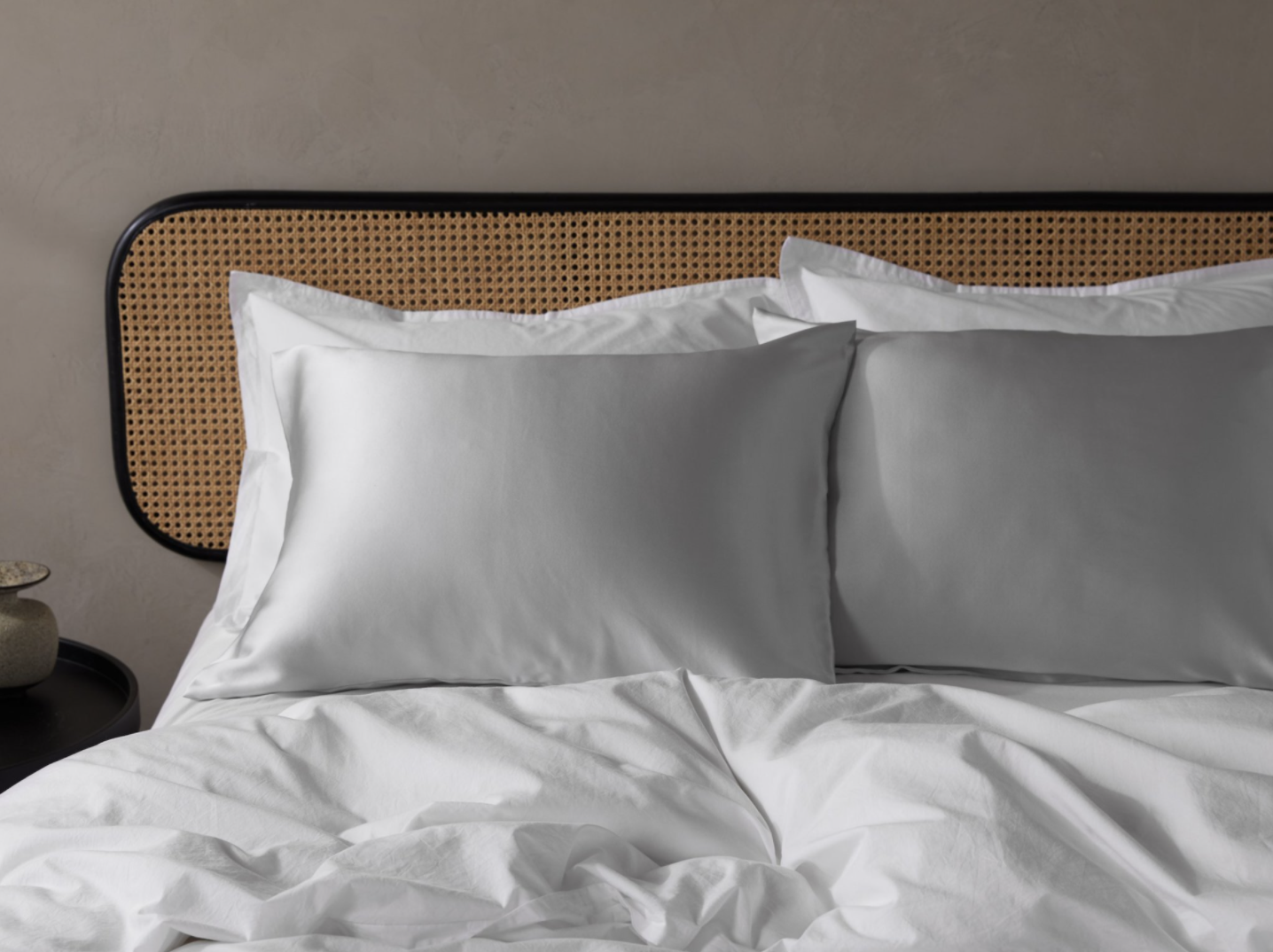 Queen/Standard Silk Satin Smooth Pillowcases Bedding Pillowcase SOLID COLOR HOT 