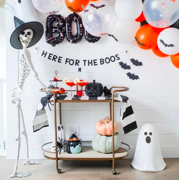 45 DIY Halloween Decorations That'll Make Your Place Spooky and Aesthetic
