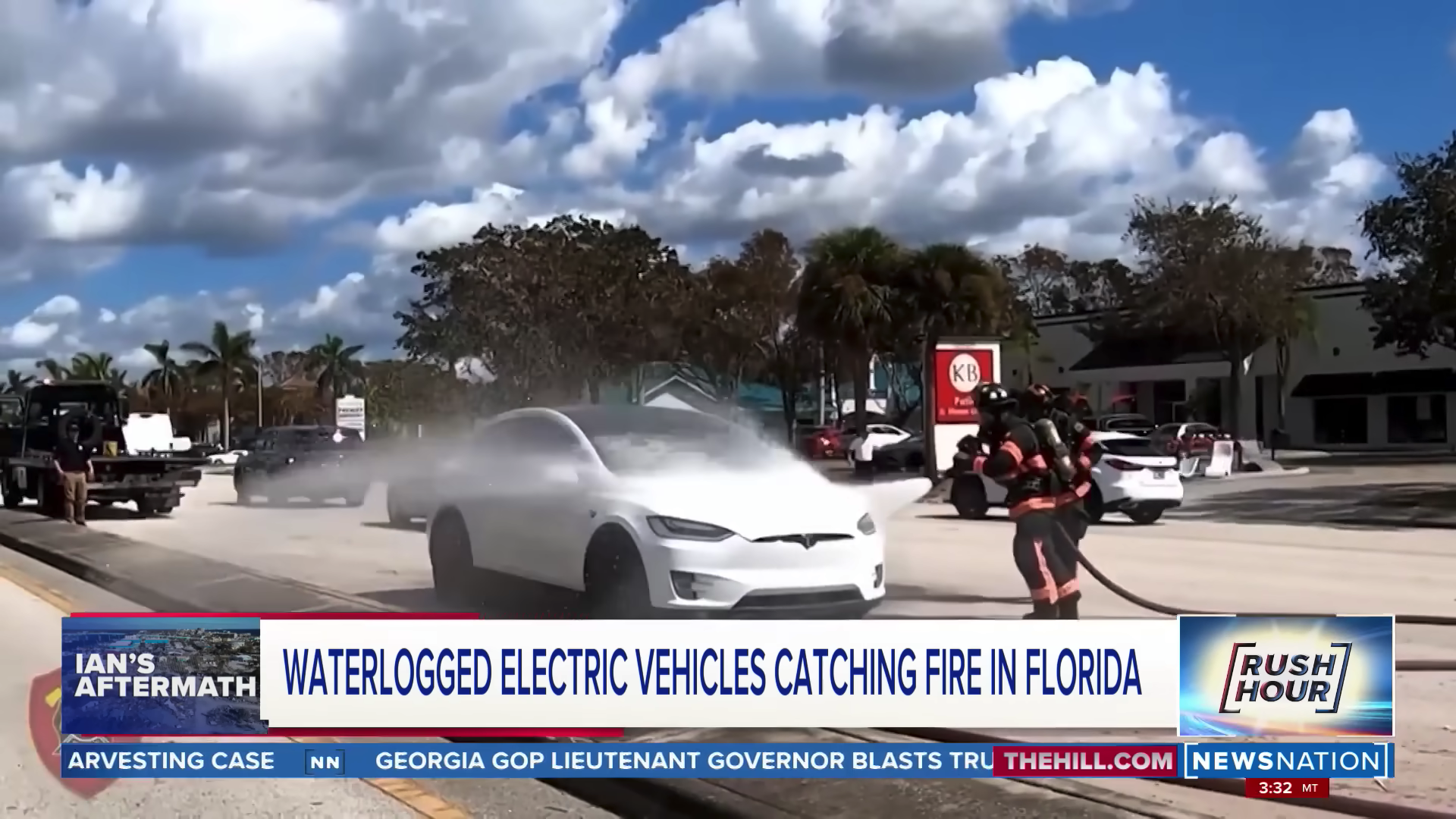 Teslas Flooded During Hurricane Ian Are Spontaneously Igniting in its