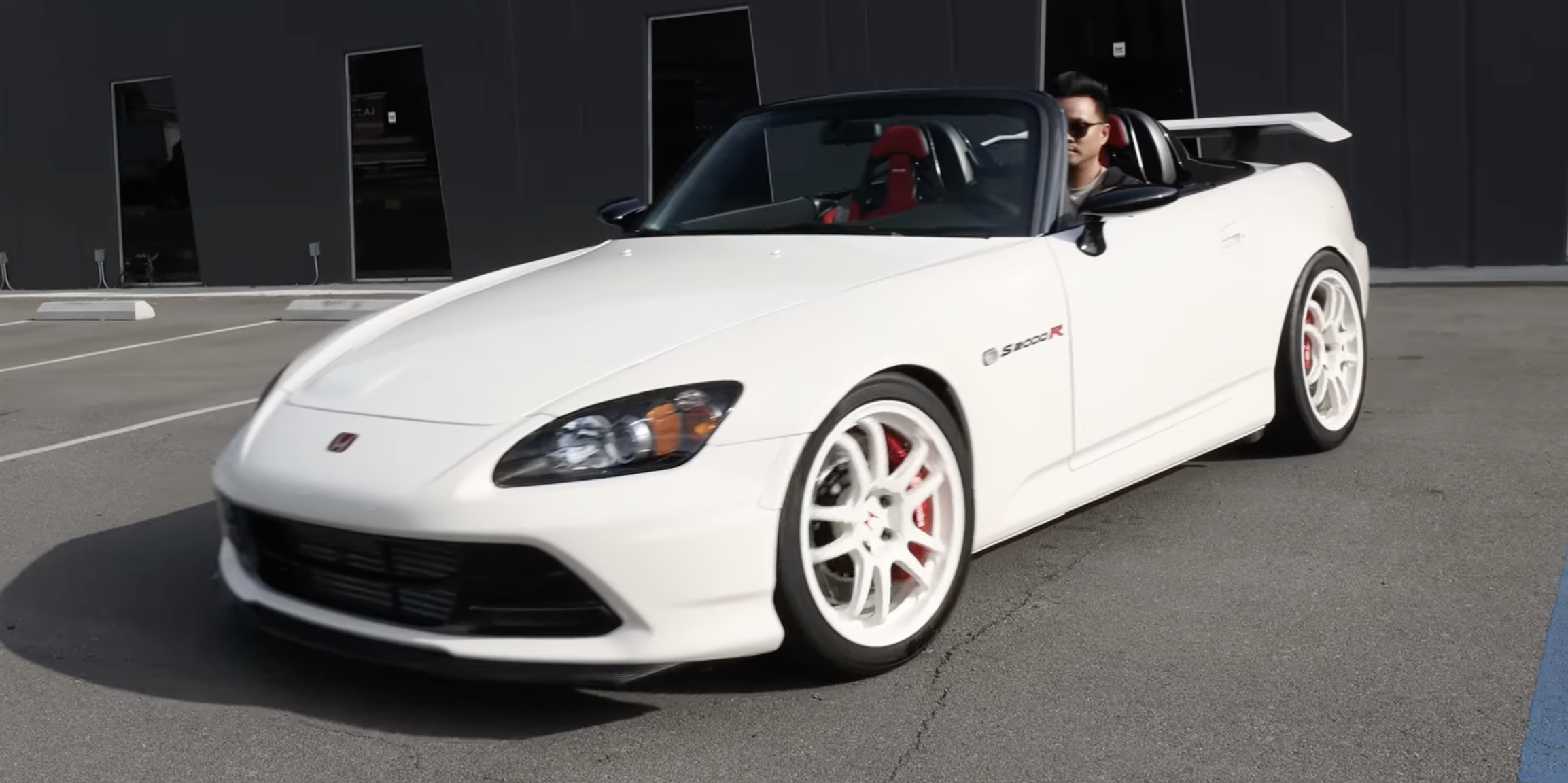 Here's an In-Depth Tour of the Wonderful Honda S2000R Restomod