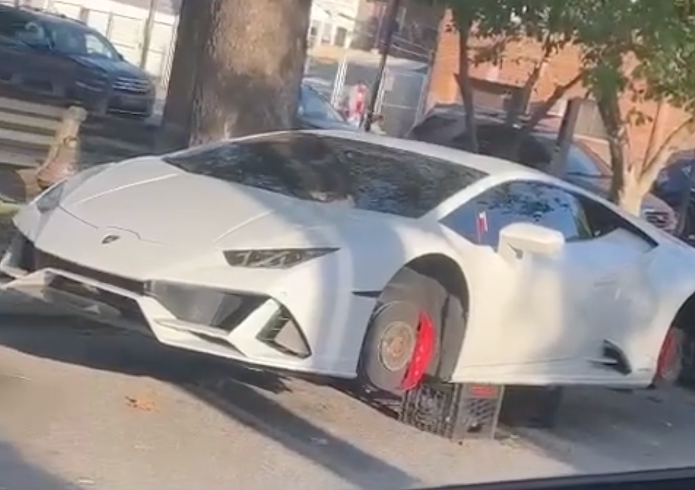 Videos of Lamborghini Huracán Dropped on Milk Crates in Bronx Surface on TikTok