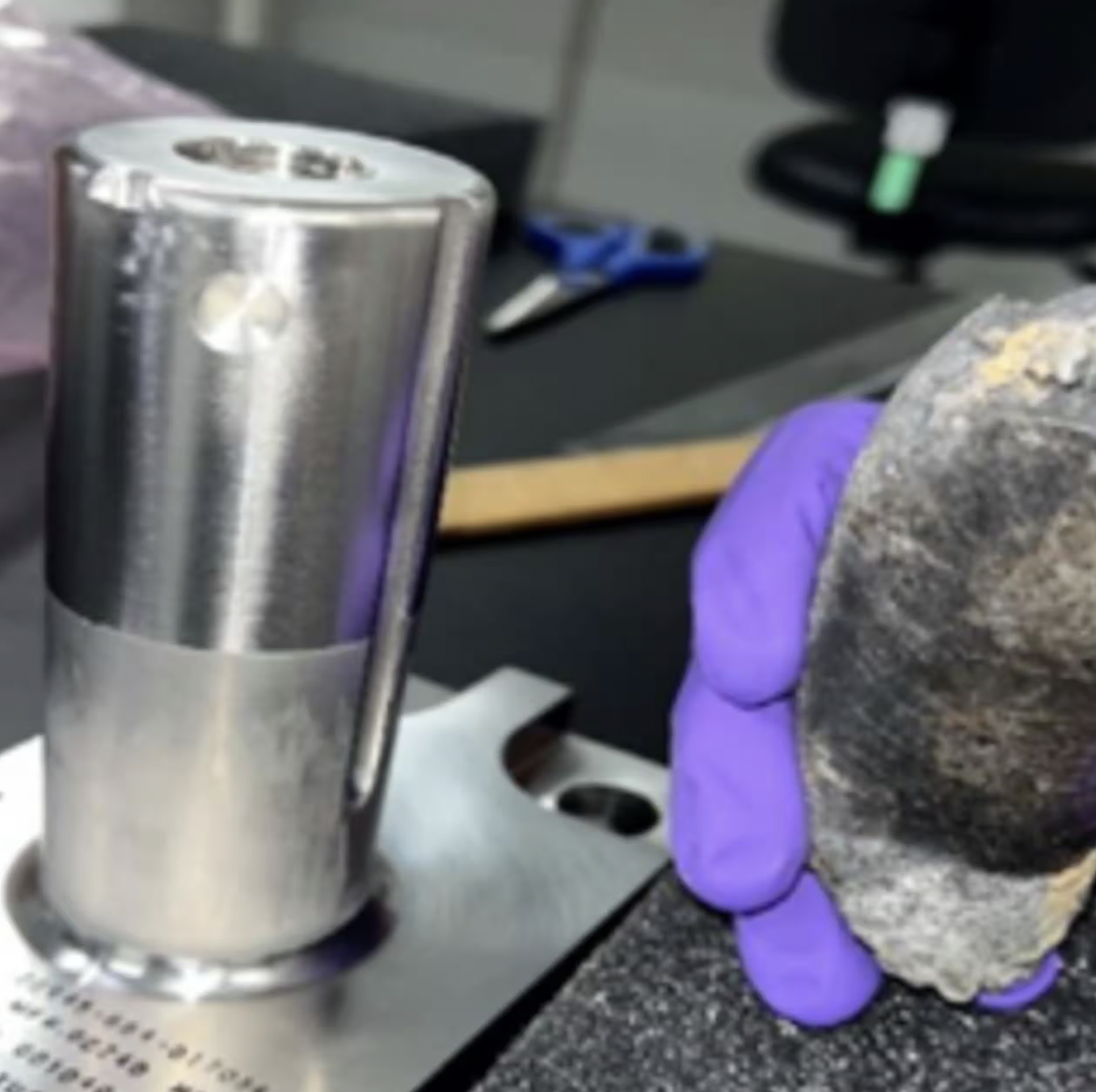 A Chunk of Metal From the ISS Crashed Into a Florida House, NASA Confesses