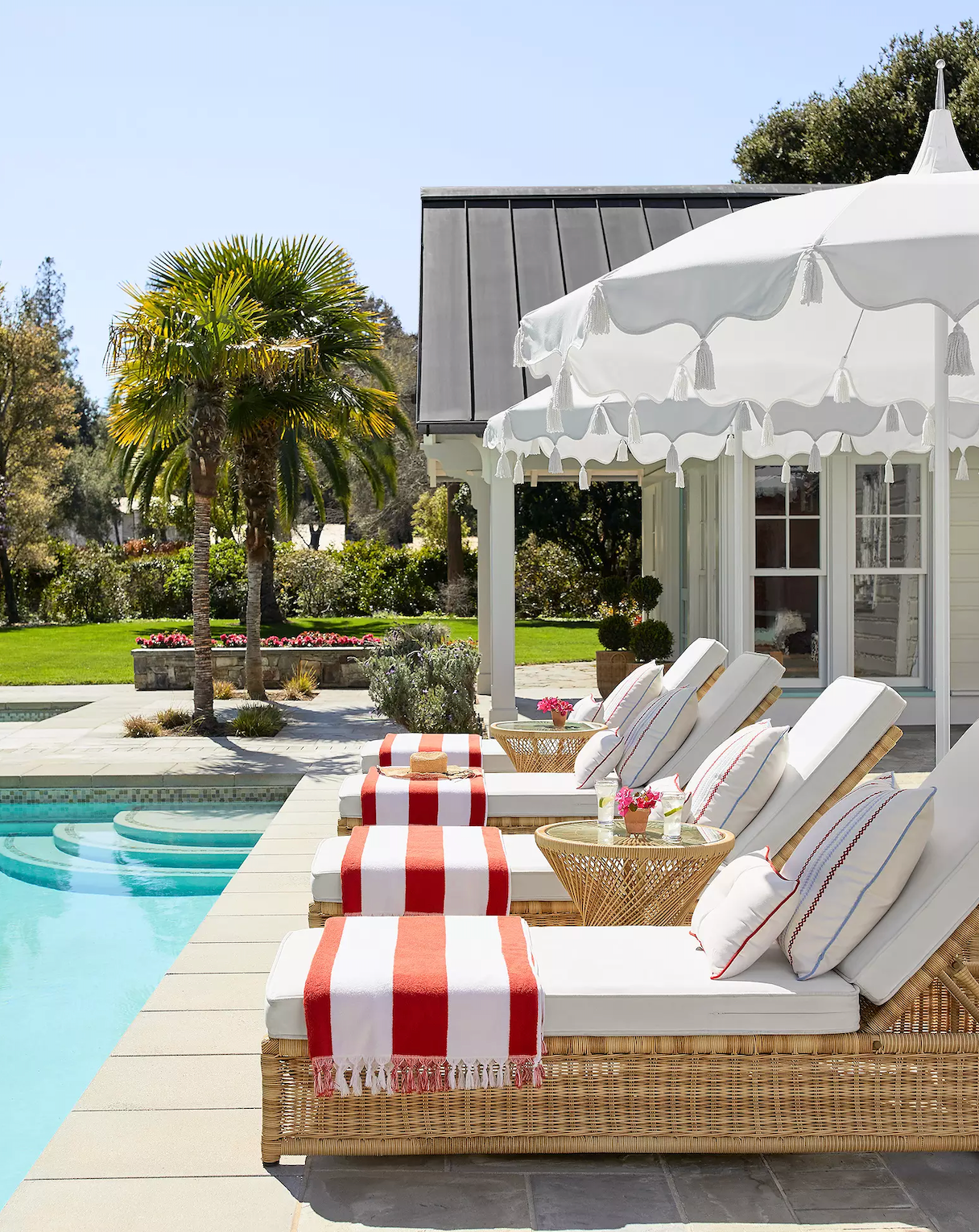 Calling All Homeowners With Pools: You Need These Gorgeous Chaises