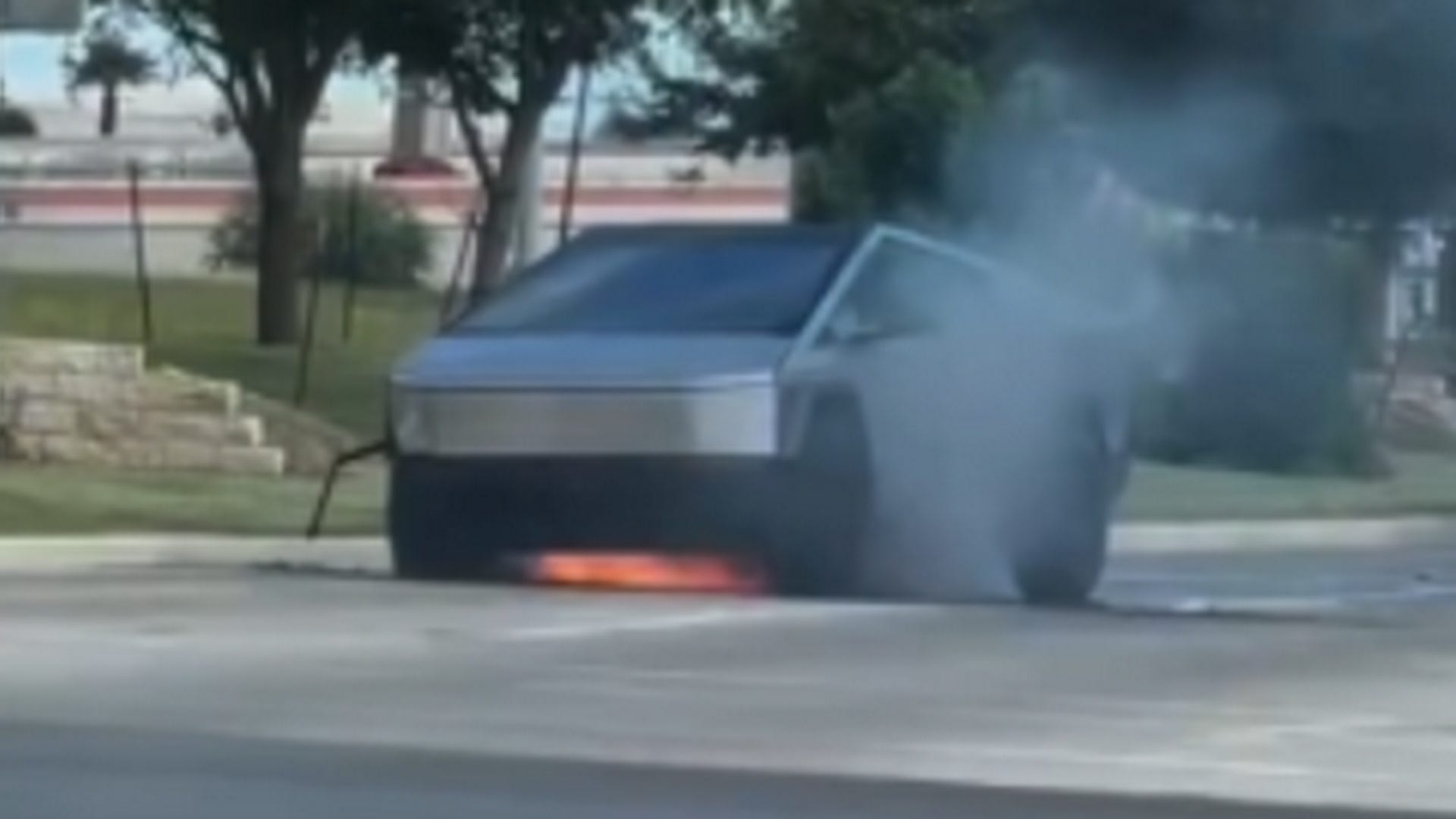 Tesla Cybertruck Catches Fire After Hitting Hydrant, Burns for 90 Min