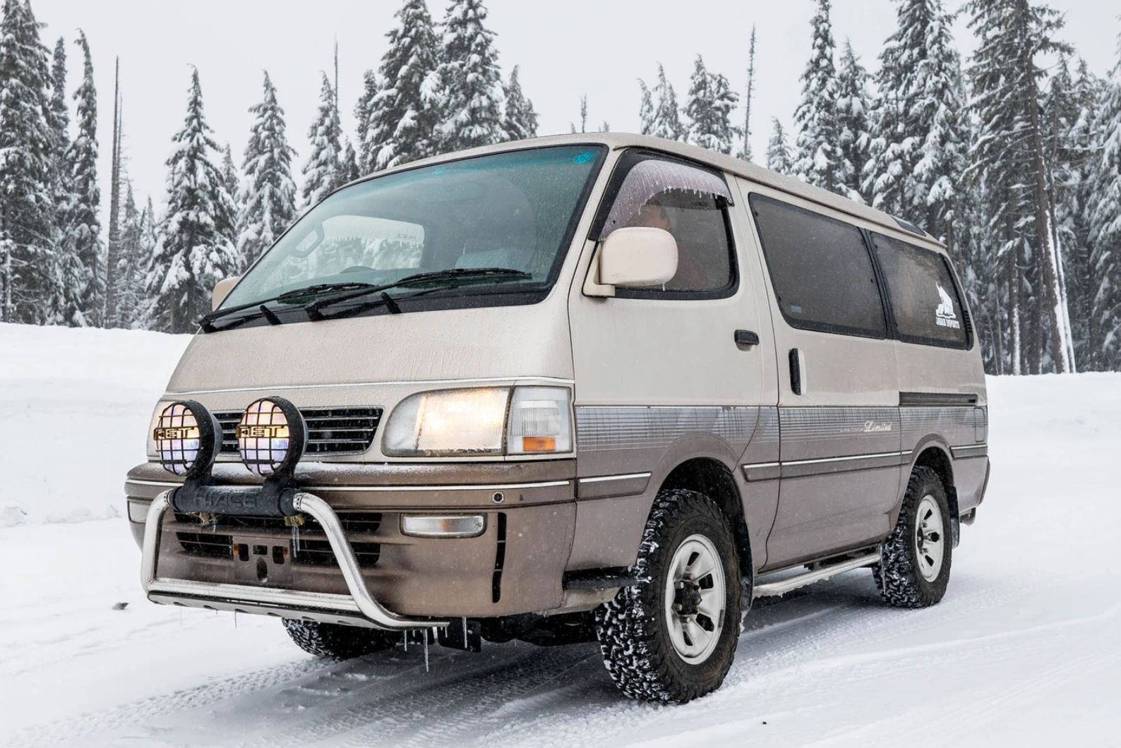 An Oregon Kei Van Importer Built a Drift Sim Out of a Toyota HiAce