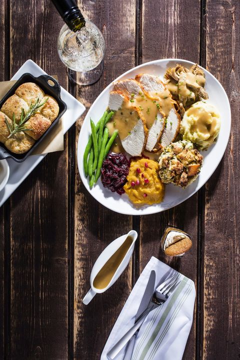 28 Restaurants Open Thanksgiving 2021 - Where to Eat for Thanksgiving ...