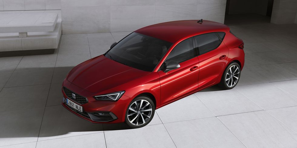 seat-launches-the-all-new-seat-leon-01-h
