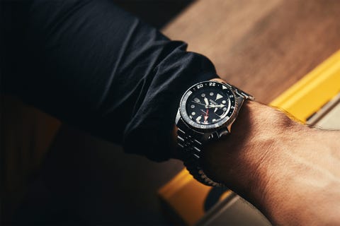 seiko 5 spor skx spor stili gmt