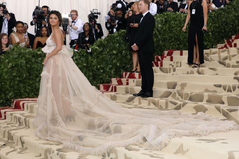 Selena Gomez at the Met Gala in 2018 selena gomez at the met gala in 2018