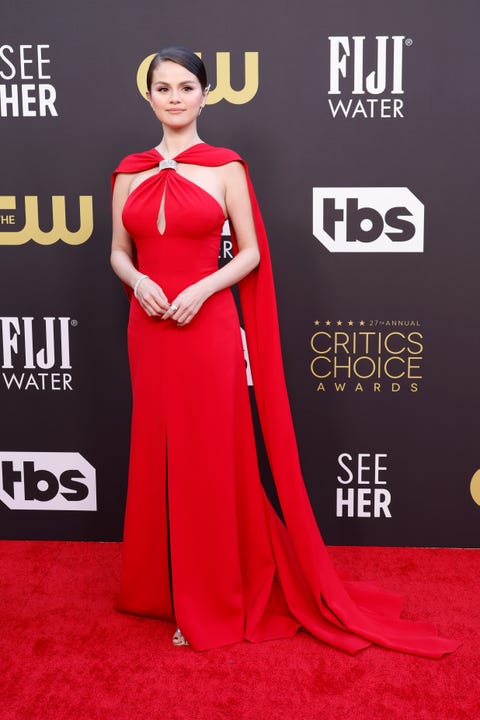 selena gomez at 27th annual critics choice awards