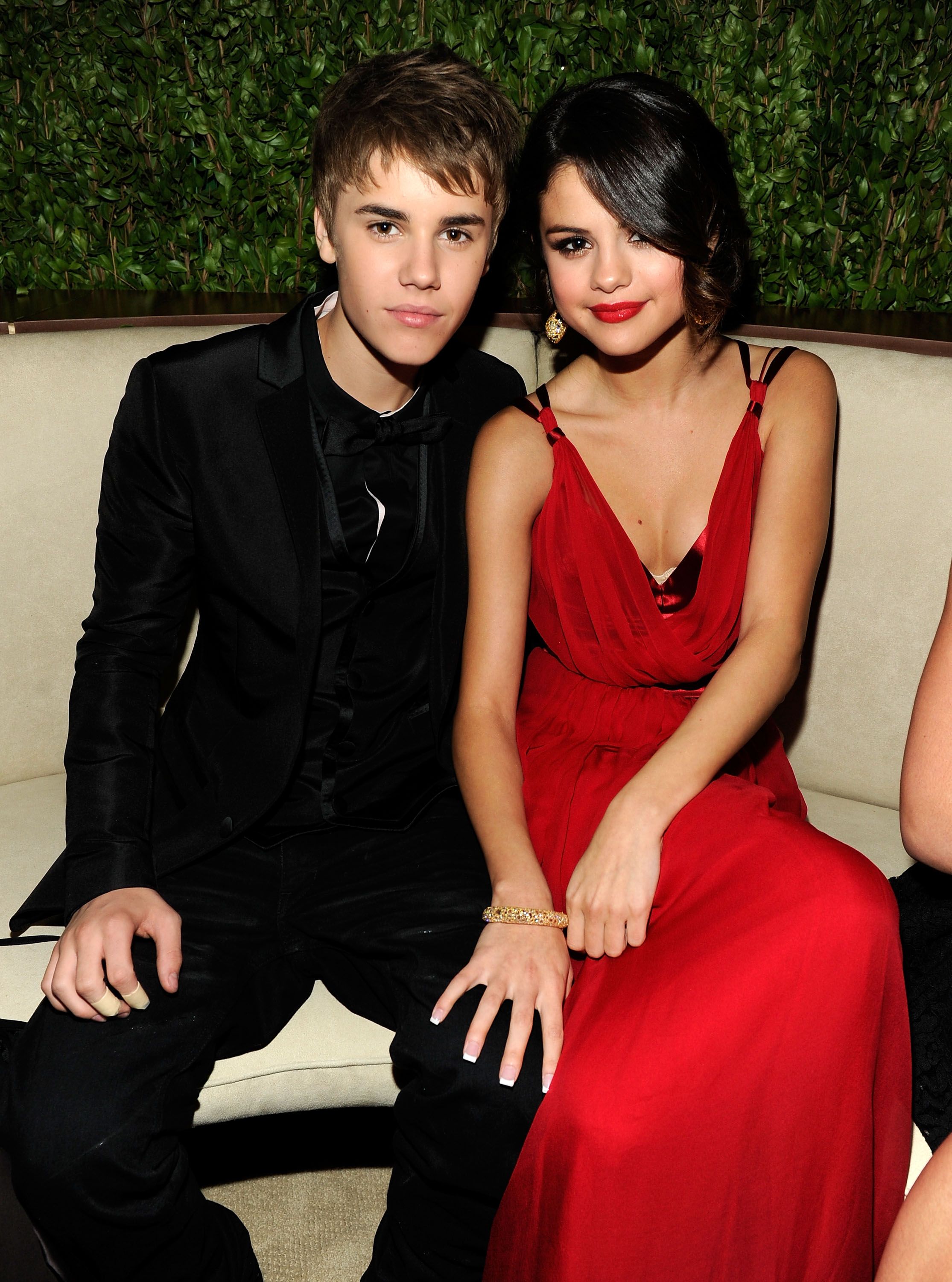 Justin Bieber Relationship Status - A Closer Look