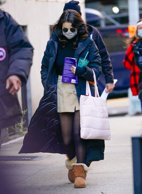 See Selena Gomez S Two New Winter Outfits In New York City