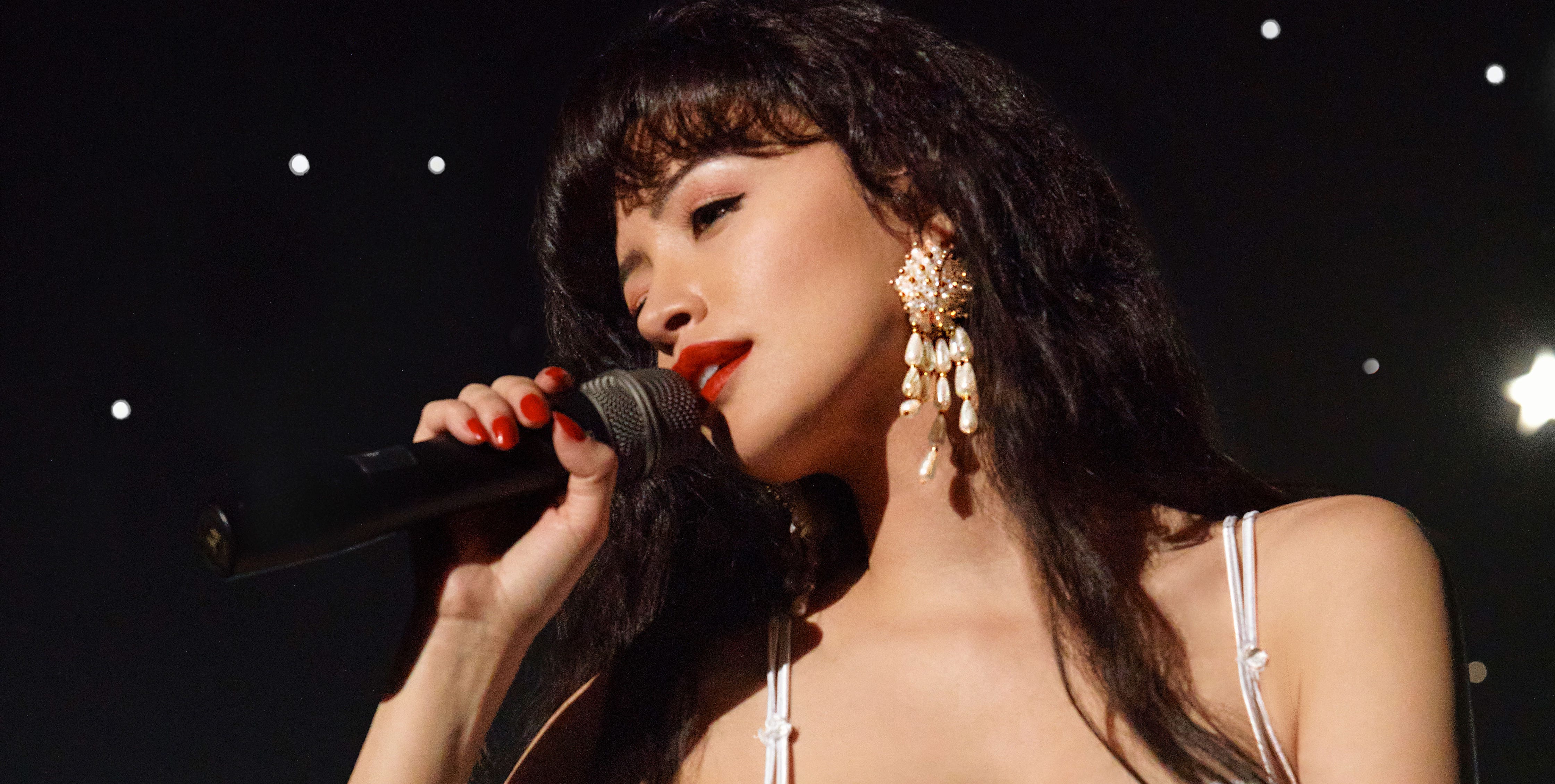 Is Christian Serratos Really Singing in Selena: The Series? Is Christian Serratos Really Singing in Selena: The Series?