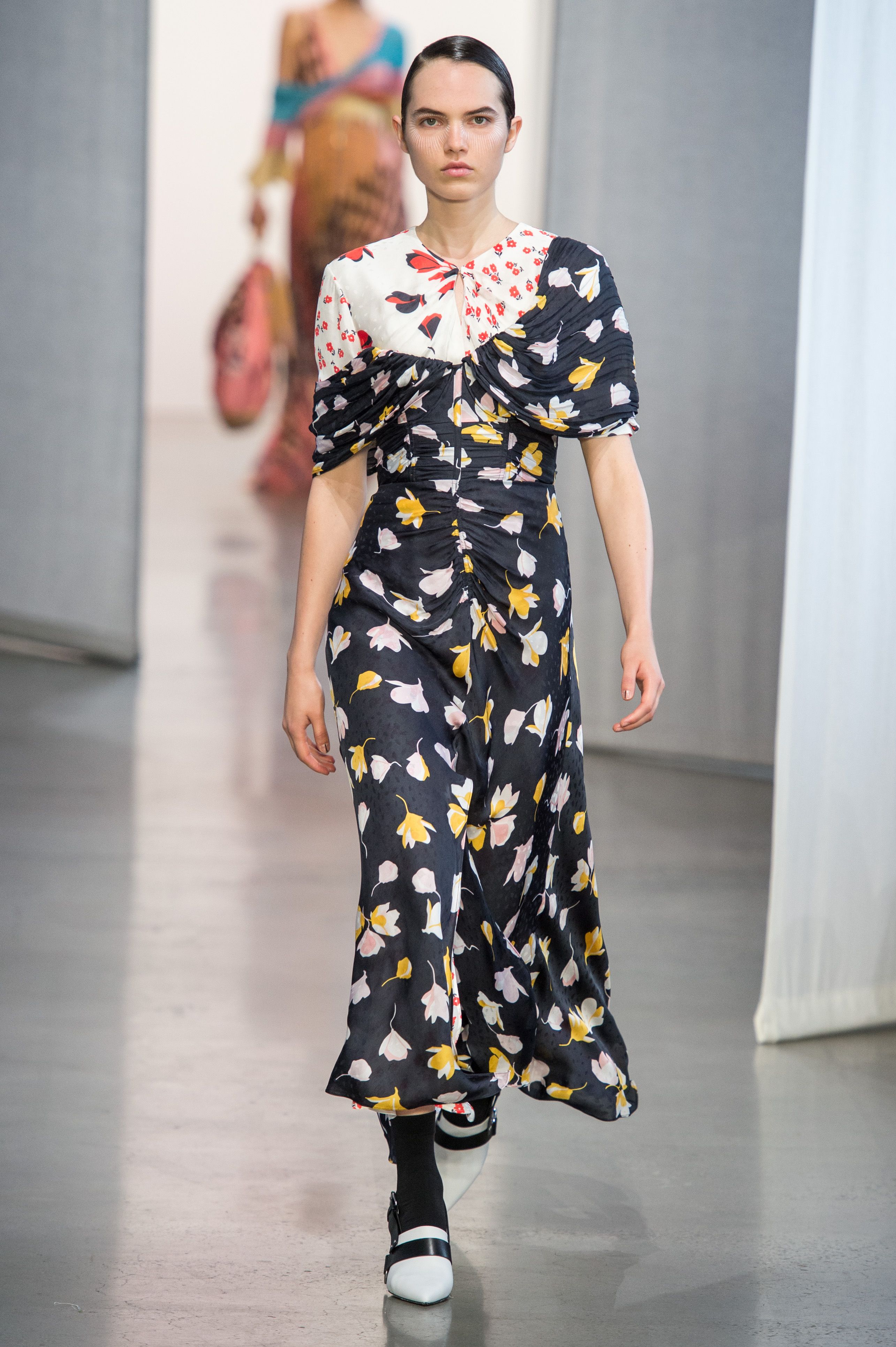 self portrait arrow print midi dress