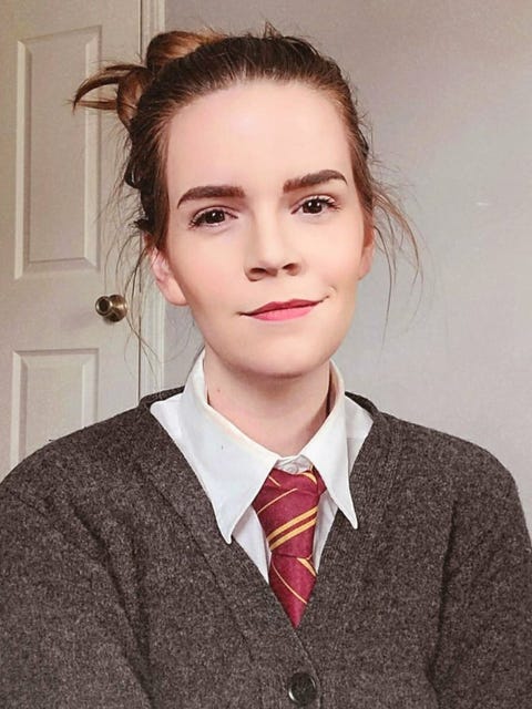 Emma Watson S Doppelganger Kari Lewis Looks Like Her Actual Twin