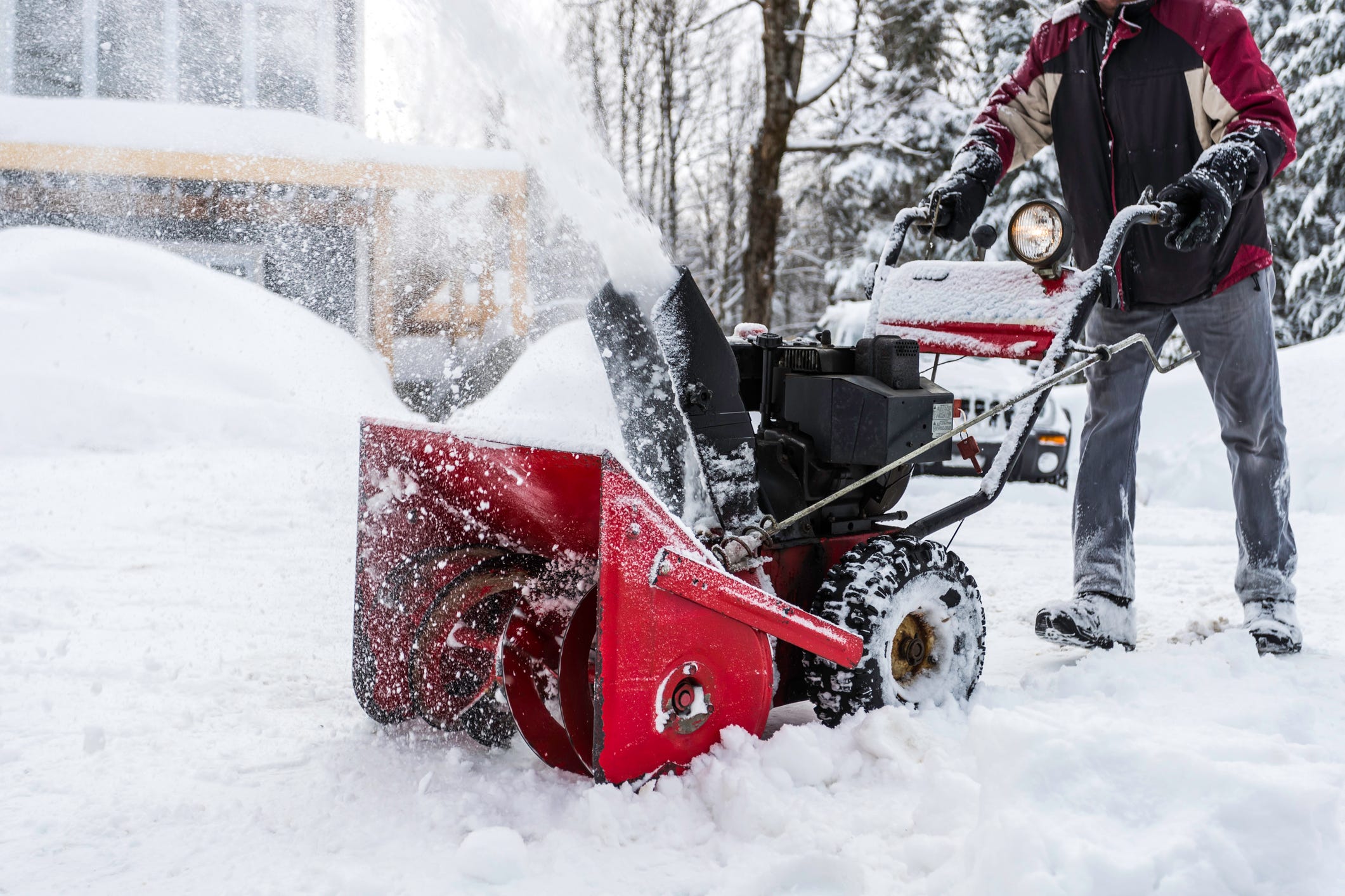 The 8 Best Cheap Snowblowers for $550 or Less