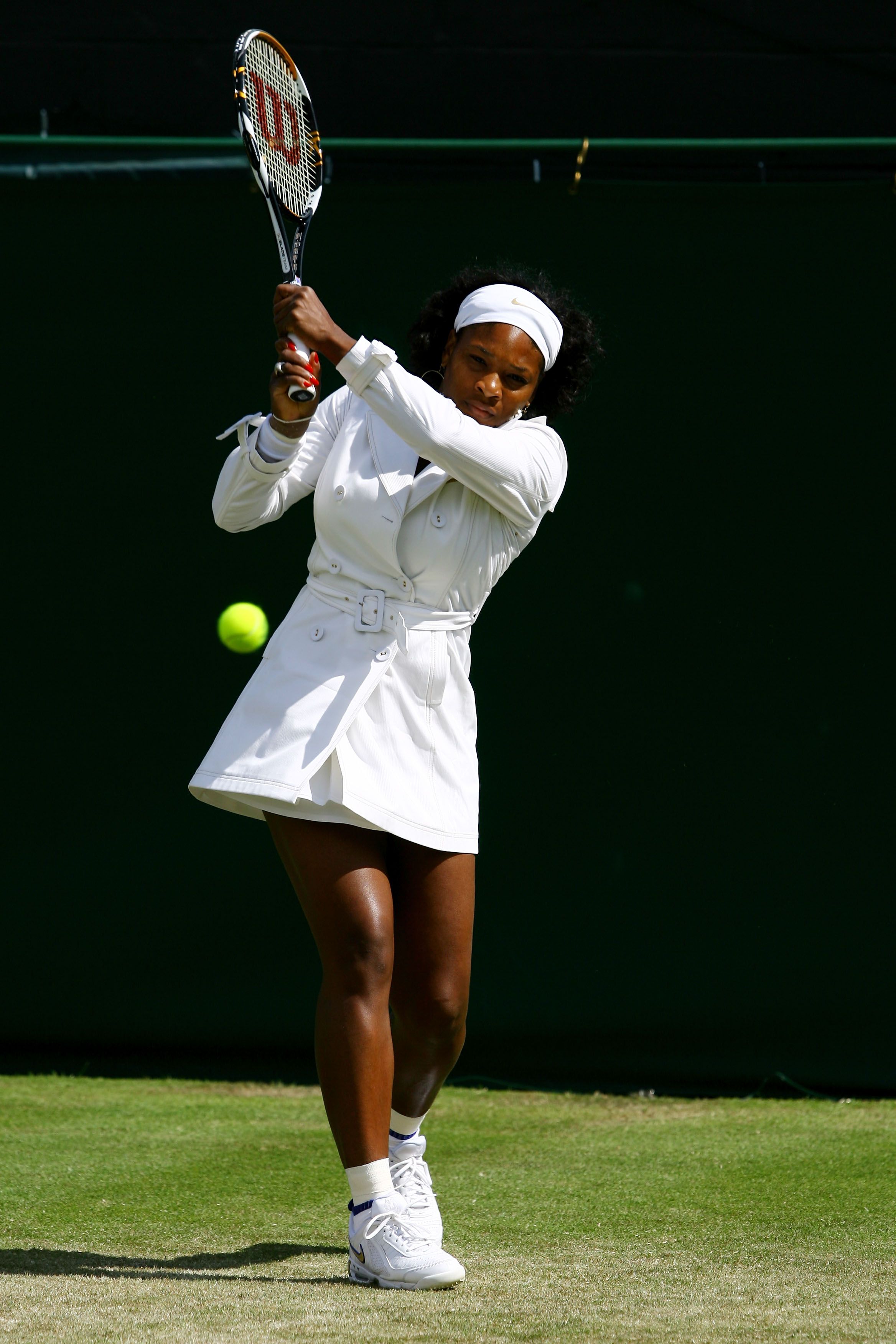 Serena Williams Pappaufsteller lebensgross Tennis Outfit 
