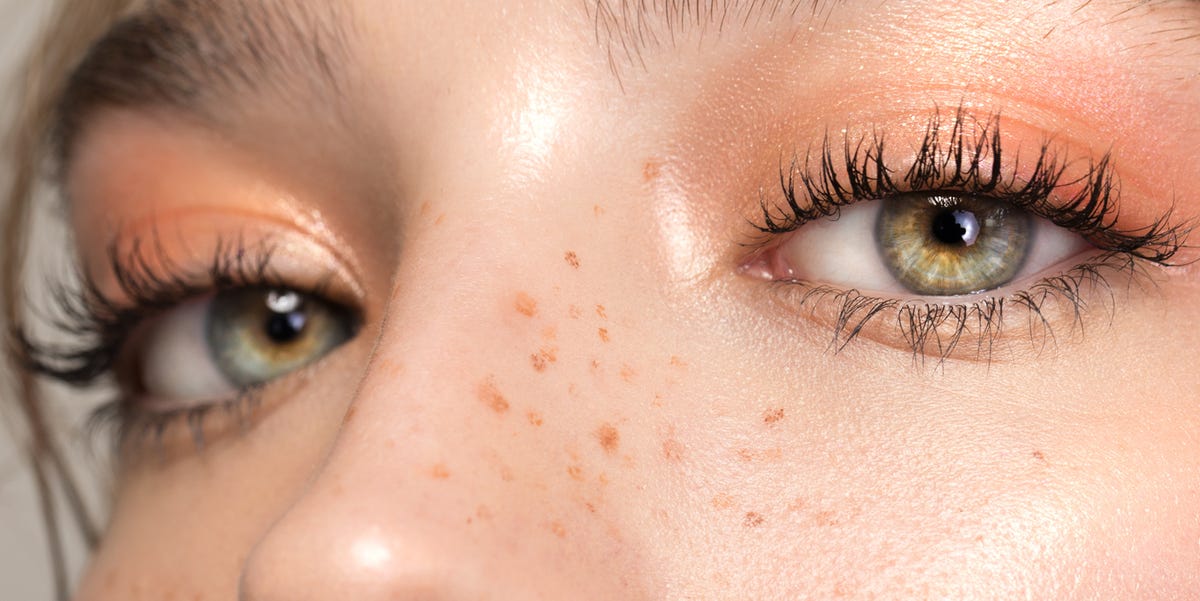 8 Best Hypoallergenic Mascaras for Sensitive Eyes 2020