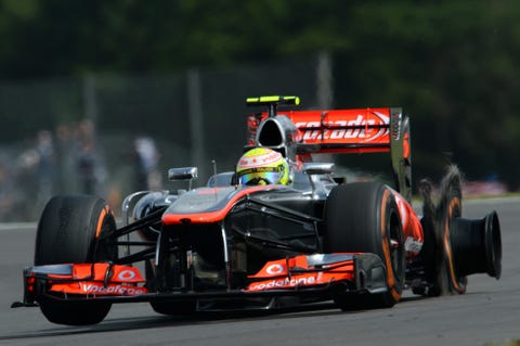 sergio pérez al volante de su mclaren en 2013