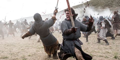 Jaime Lorente in una battaglia di El Cid, la serie di video Amazon Prime