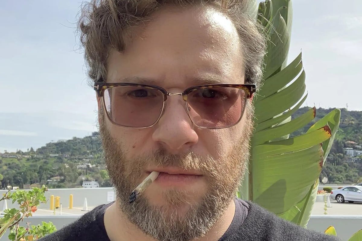 Seth Rogen, on the Hollywood writers’ strike: “An Artificial Intelligence would have to smoke a lot of weed to write something decent”