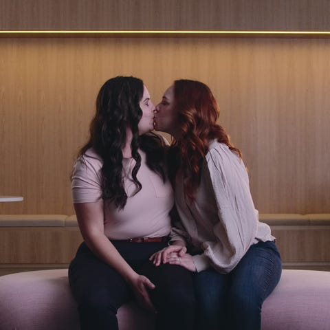 sex, love goop l to r shandra and camille in sex, love goop cr courtesy of netflixnetflix © 2021