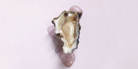 Oyster, Bivalve, Pearl, Joint, Tooth, Skull, Fashion accessory, Seafood, 