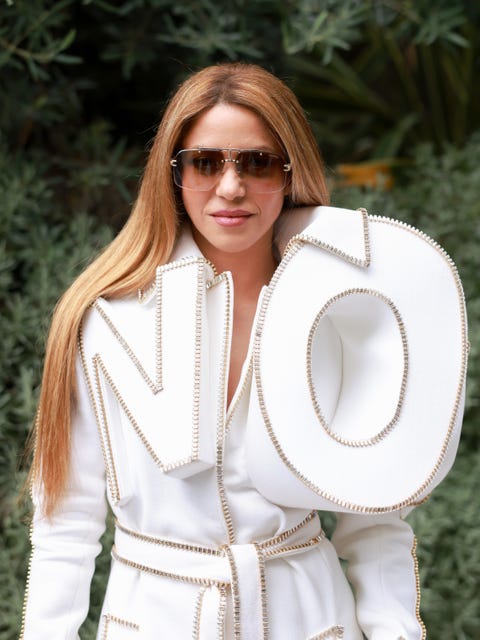 Shakira impacta con un gran 'NO' en su look durante la Semana de la