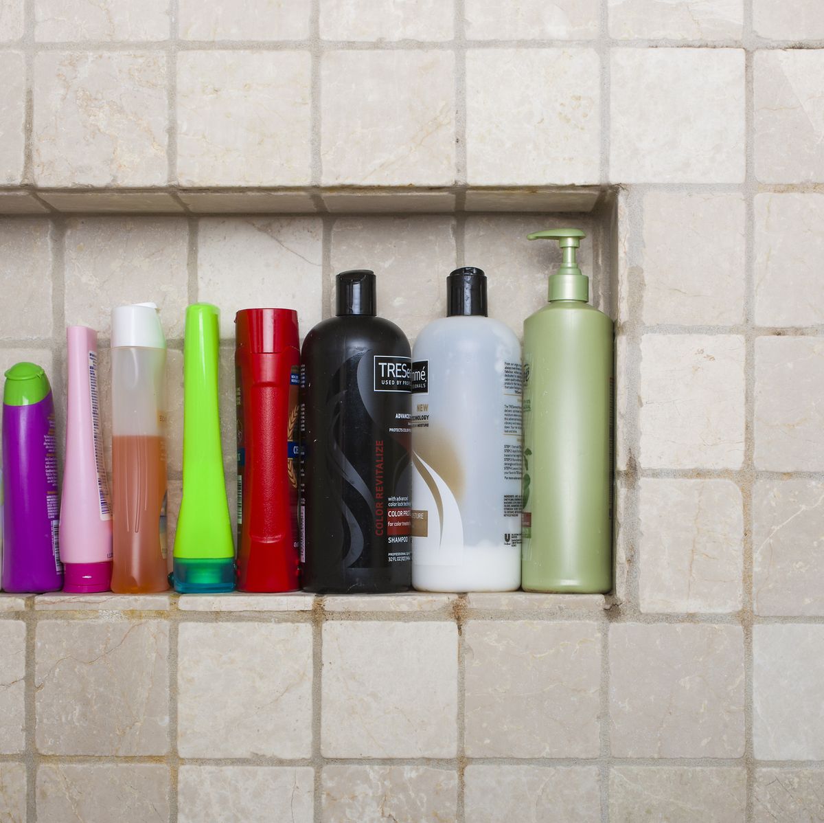 Zeg opzij explosie bezorgdheid Hoeveel verschillen shampoo en hair-and-bodyzeep van elkaar?