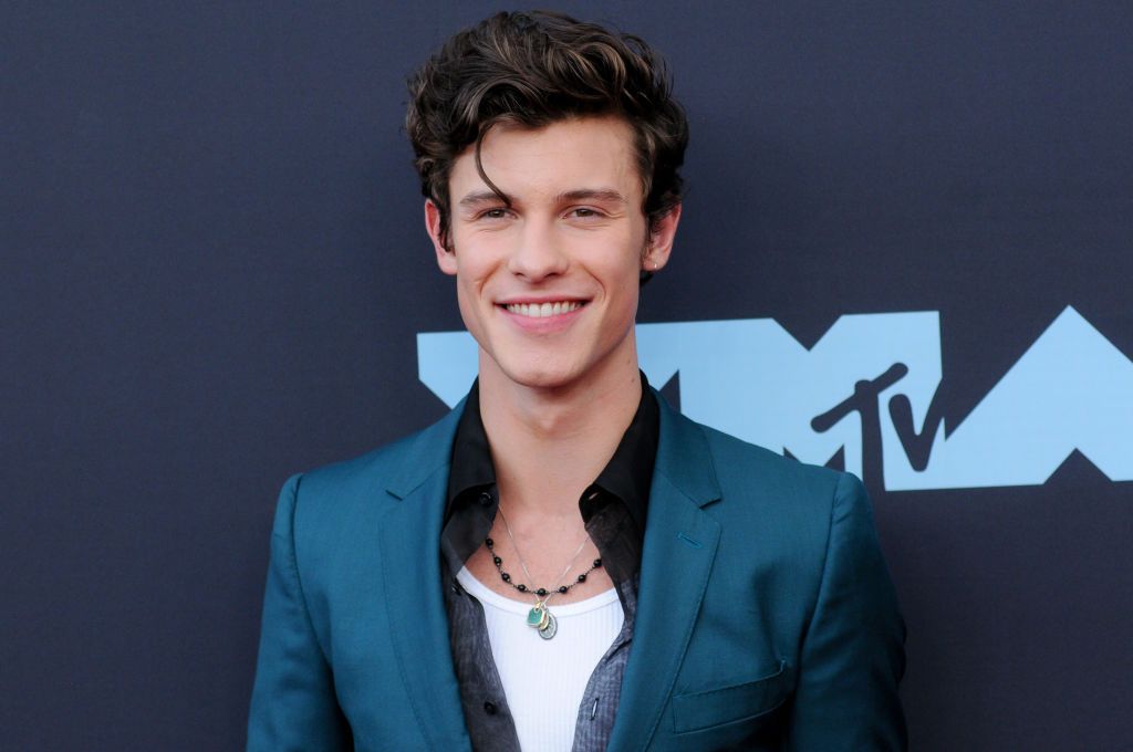 Shawn Mendes tiene el perfecto six-pack gracias al aguacate