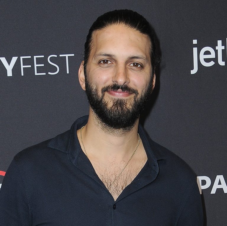 Shazad Latif - Star trek Discovery's Ash Tyler - sports chest hair and discusses the possibility of a Section 31 spin-off