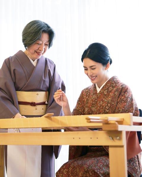 柴咲コウさんのお誂え旅 最終回 京繡すぎした で 京の粋の詰まった半衿を叶えるコツを聞きました 柴咲コウさんのお誂え旅 最終回 京繡すぎした で 京の粋の詰まった半衿を叶えるコツを聞きました