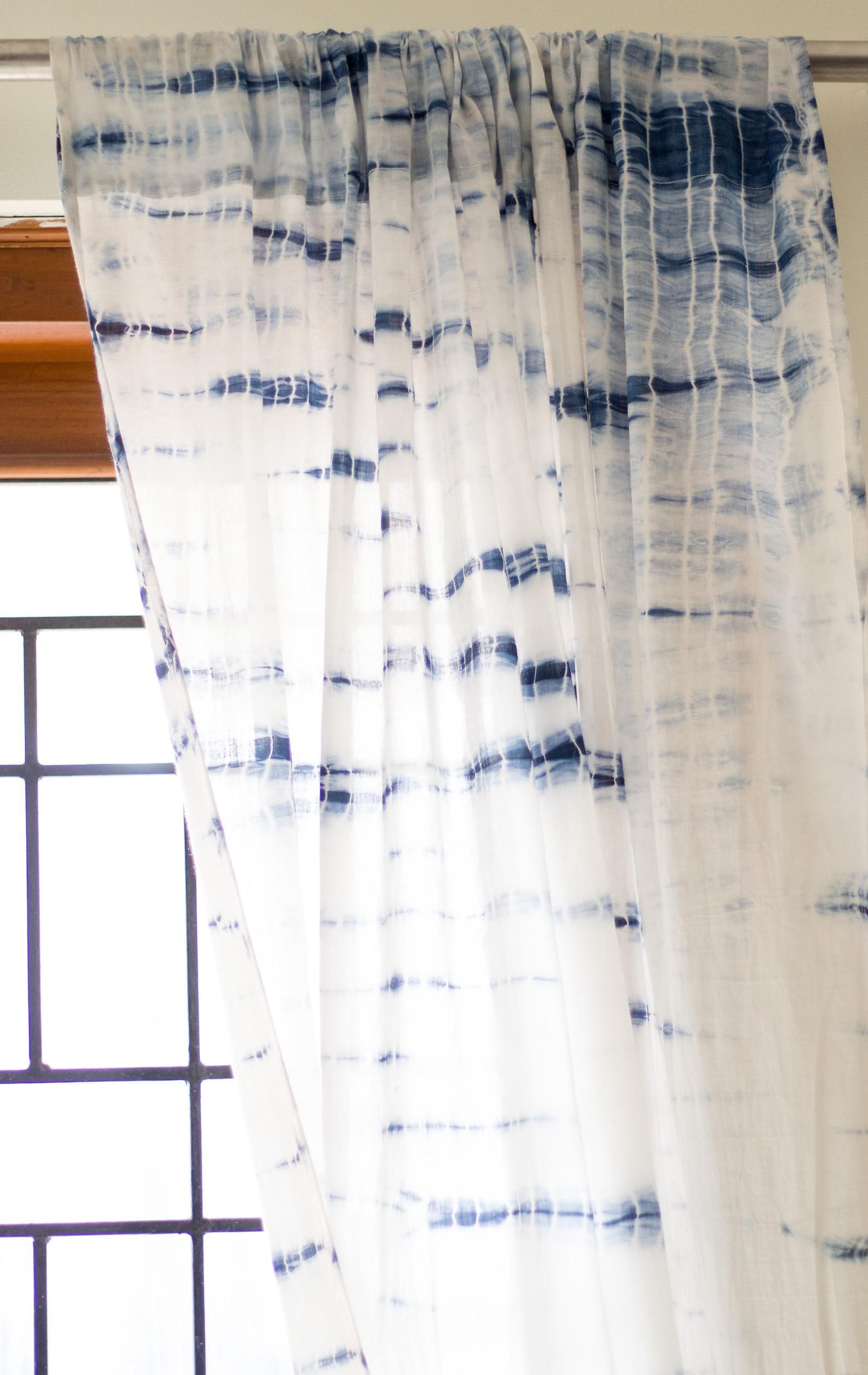 where sells curtains