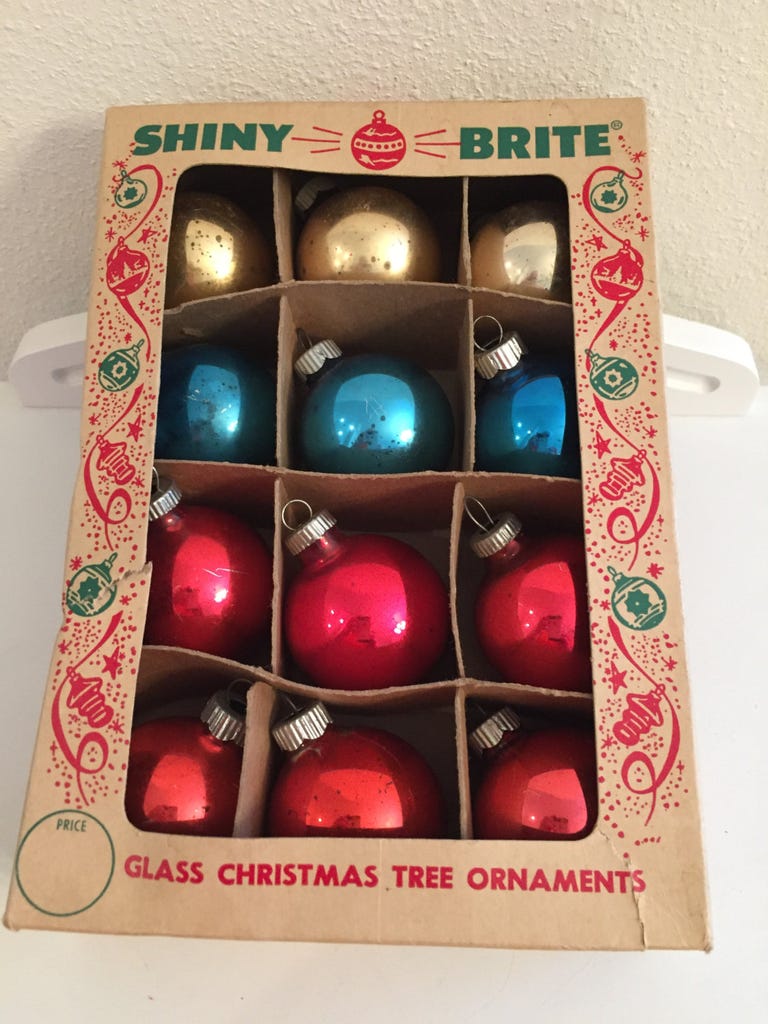 17 Vintage Christmas Decorations & Ornaments - Pictures of Old ...