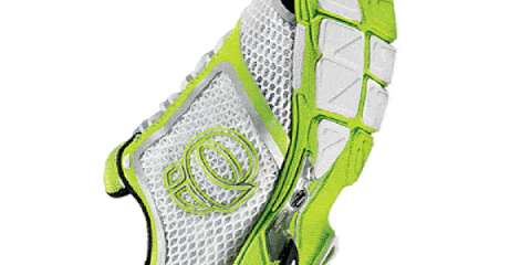 Green, Line, Athletic shoe, Running shoe, Grey, Outdoor shoe, Walking shoe, Illustration, Graphics, Cross training shoe, 