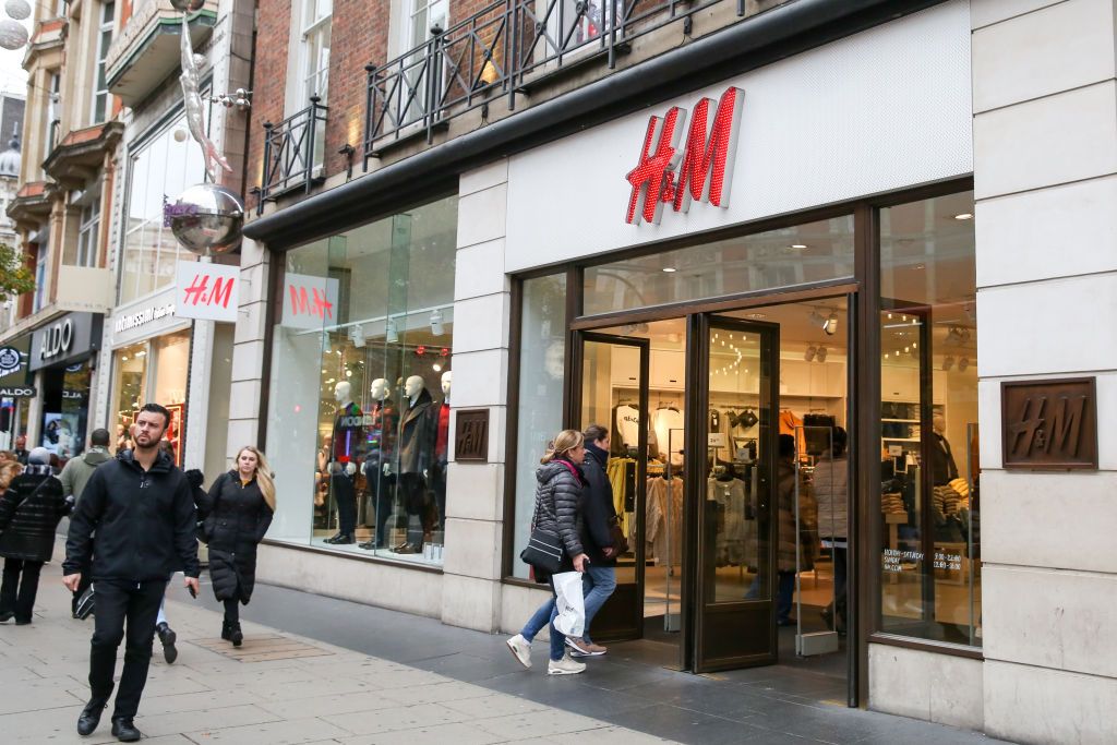 La nueva apuesta de H&M: vender ropa de segunda mano a través de su web - H&M y la moda sostenible: la venderá ropa de segunda mano