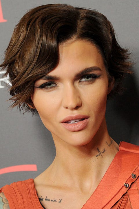 45 Cute Short Haircuts For Women 2020 Short Celebrity Hairstyles